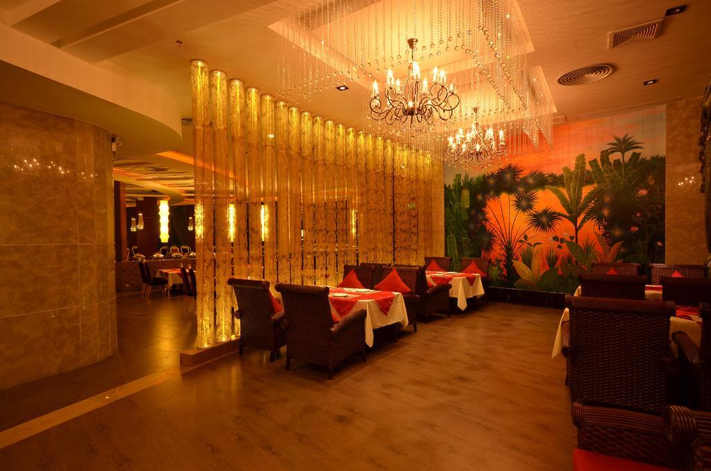 Huangma Holiday Hotel Haikou  Exteriör bild
