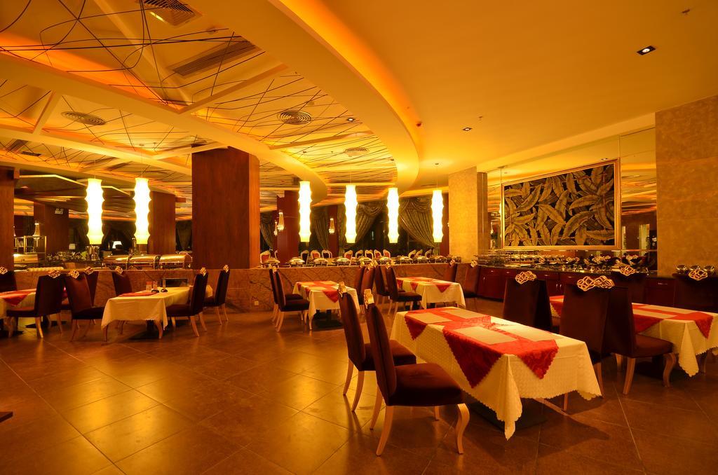 Huangma Holiday Hotel Haikou  Exteriör bild