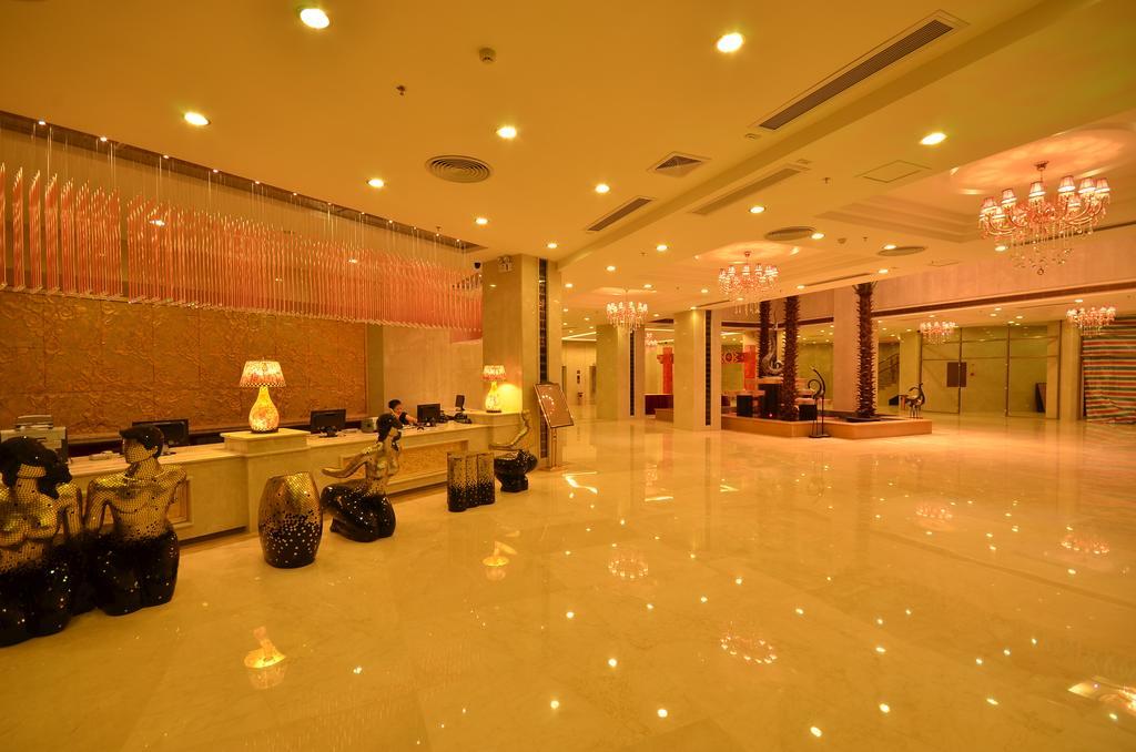 Huangma Holiday Hotel Haikou  Exteriör bild