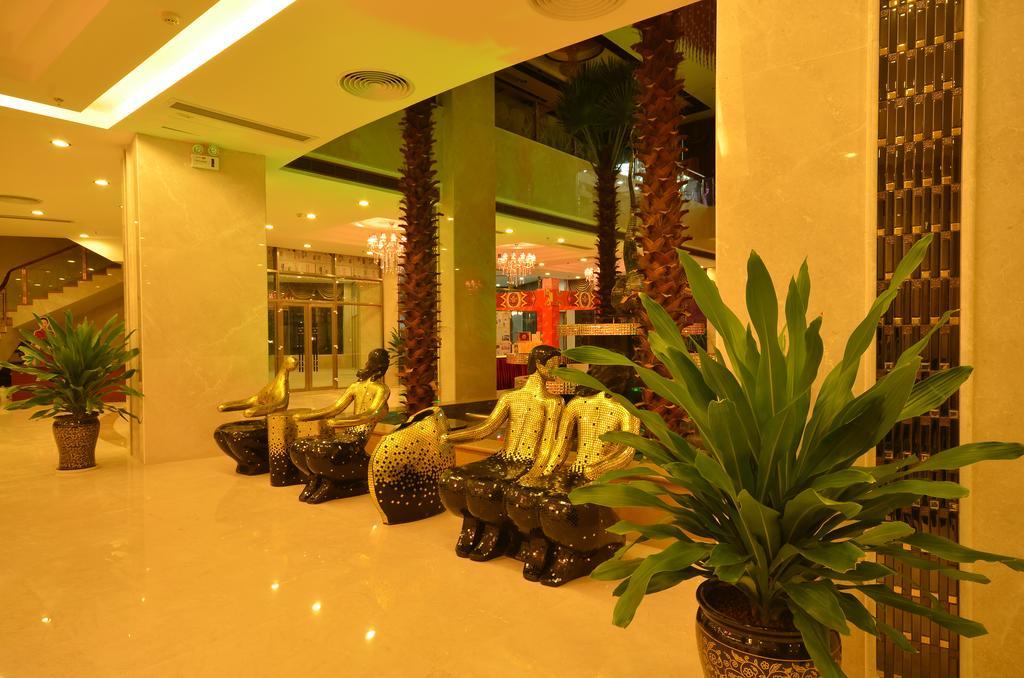 Huangma Holiday Hotel Haikou  Exteriör bild